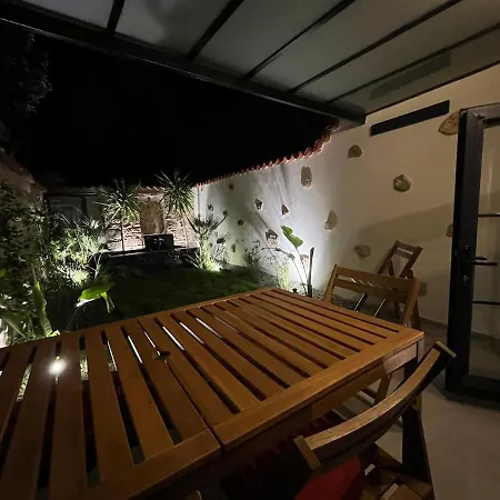 Meli Mila Spiti Milozrooms Villa *