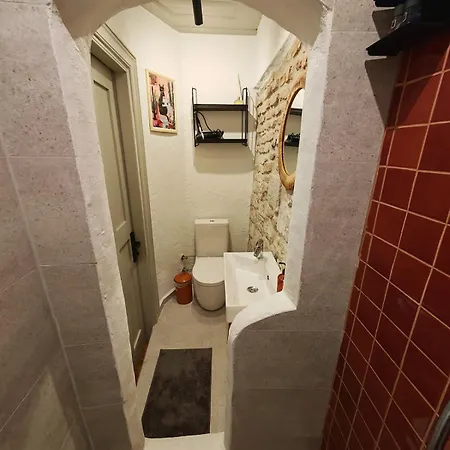 Meli Mila Spiti Milozrooms