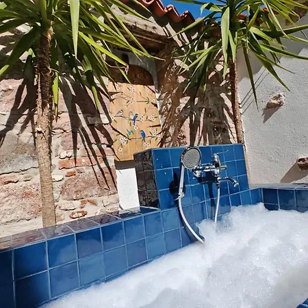 Meli Mila Spiti Milozrooms Villa *