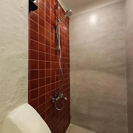 Meli Mila Spiti Milozrooms Ayvalik