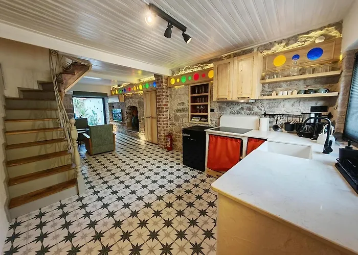 Meli Mila Spiti Milozrooms Villa Ayvalı