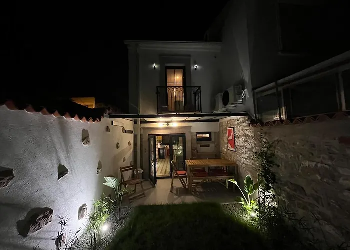 Meli Mila Spiti Milozrooms Villa