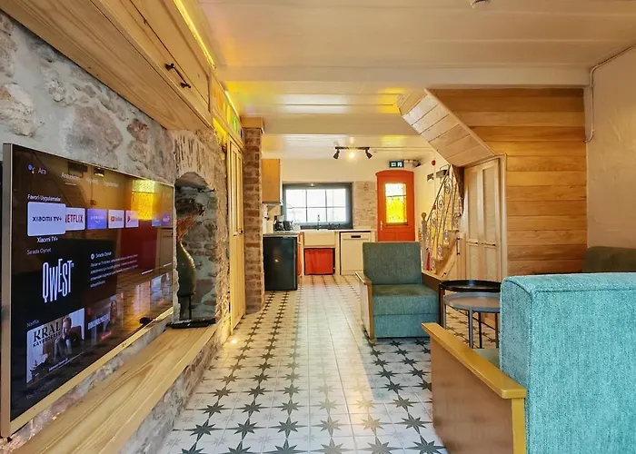 Meli Mila Spiti Milozrooms Ayvalı