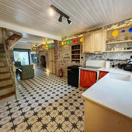 Meli Mila Spiti Milozrooms فيلة Ayvalı