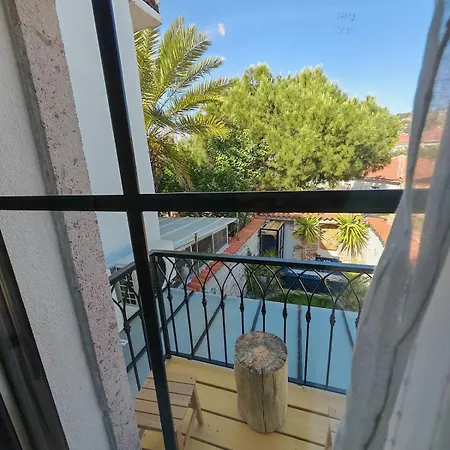 Meli Mila Spiti Milozrooms * Ayvalı