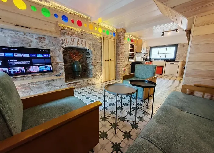 Meli Mila Spiti Milozrooms Villa