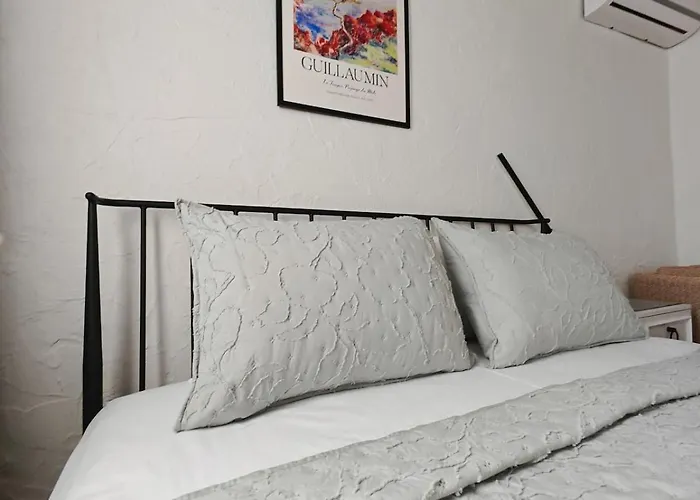 Meli Mila Spiti Milozrooms Villa